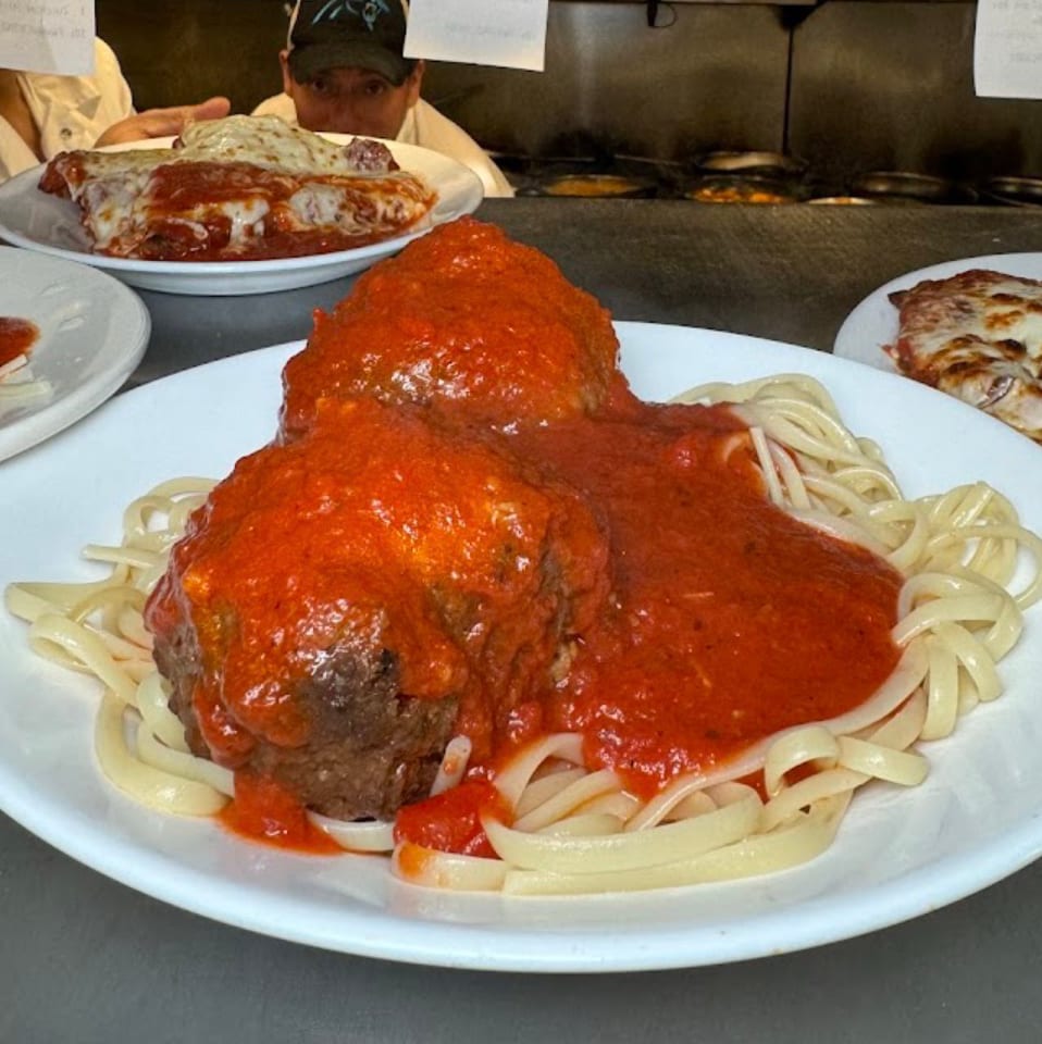 SPAGHETTI WITH TOMATO SAUCE.