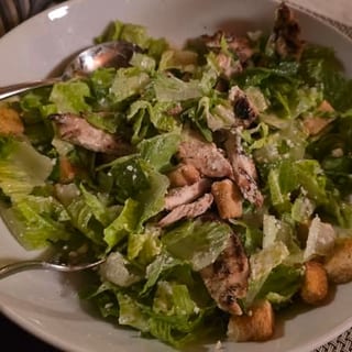 CAESAR SALAD GRILLED CHICKEN